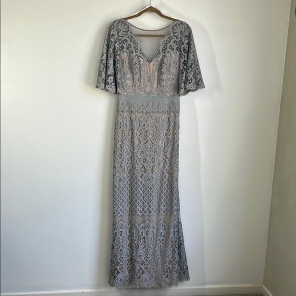 Tadashi Malina Flutter Sleeve Lace Gown In Pewter/ Petal - 6 - Picture 2 of 10